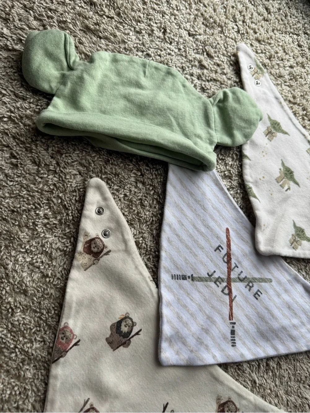 Baby Gap x Star Wars 4PC Bib & Hat Bundle Baby Yoda Ewok Future Jedi